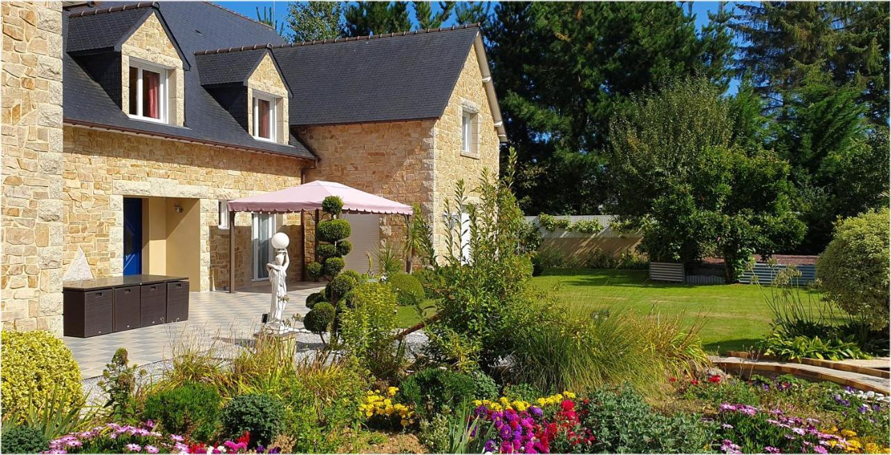 Les Centauris Bed & Breakfast Pléguien Dış mekan fotoğraf